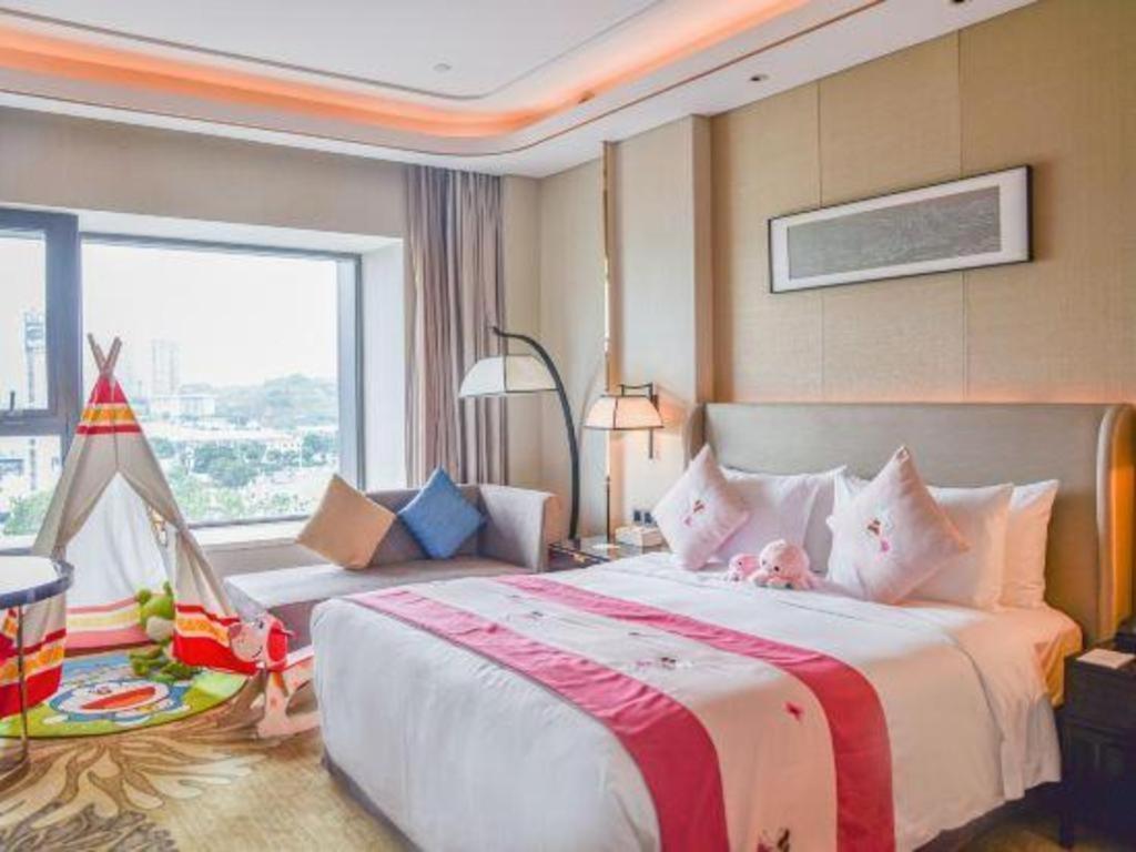 Wyndham Grand Plaza Royale Huayu Chongqing Hotel Bagian luar foto