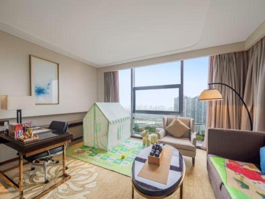 Wyndham Grand Plaza Royale Huayu Chongqing Hotel Bagian luar foto