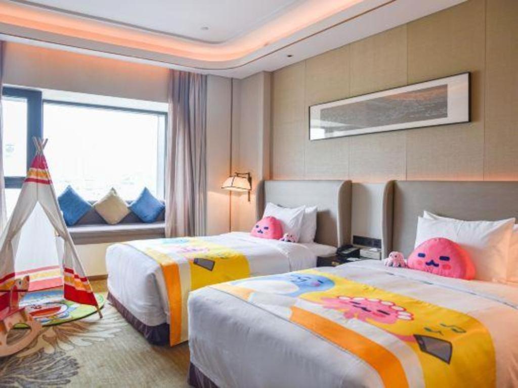 Wyndham Grand Plaza Royale Huayu Chongqing Hotel Bagian luar foto