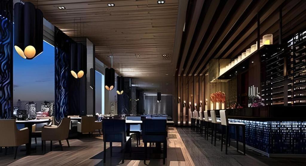 Wyndham Grand Plaza Royale Huayu Chongqing Hotel Bagian luar foto